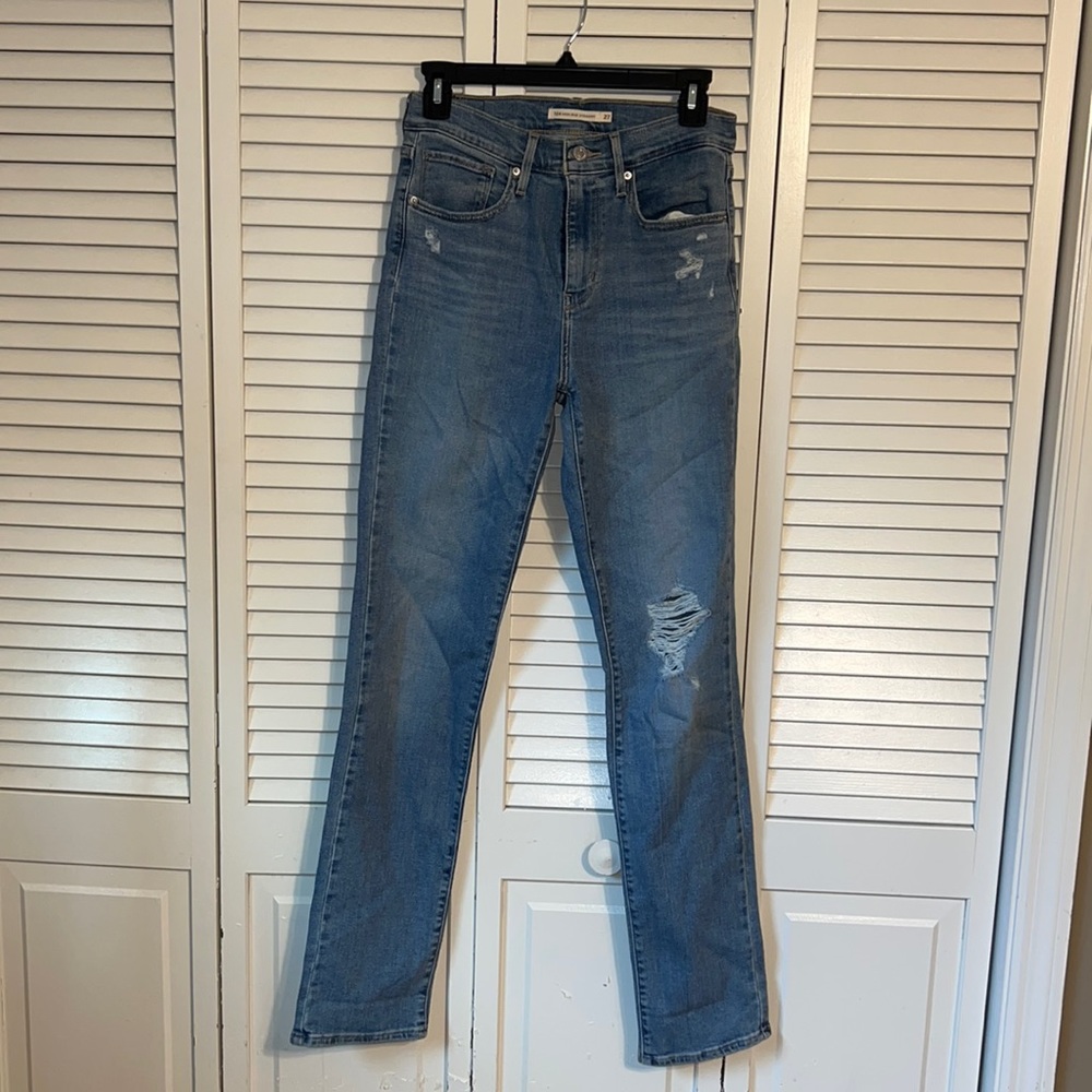 Levi’s 724 High Rise Straight Jean Size 27